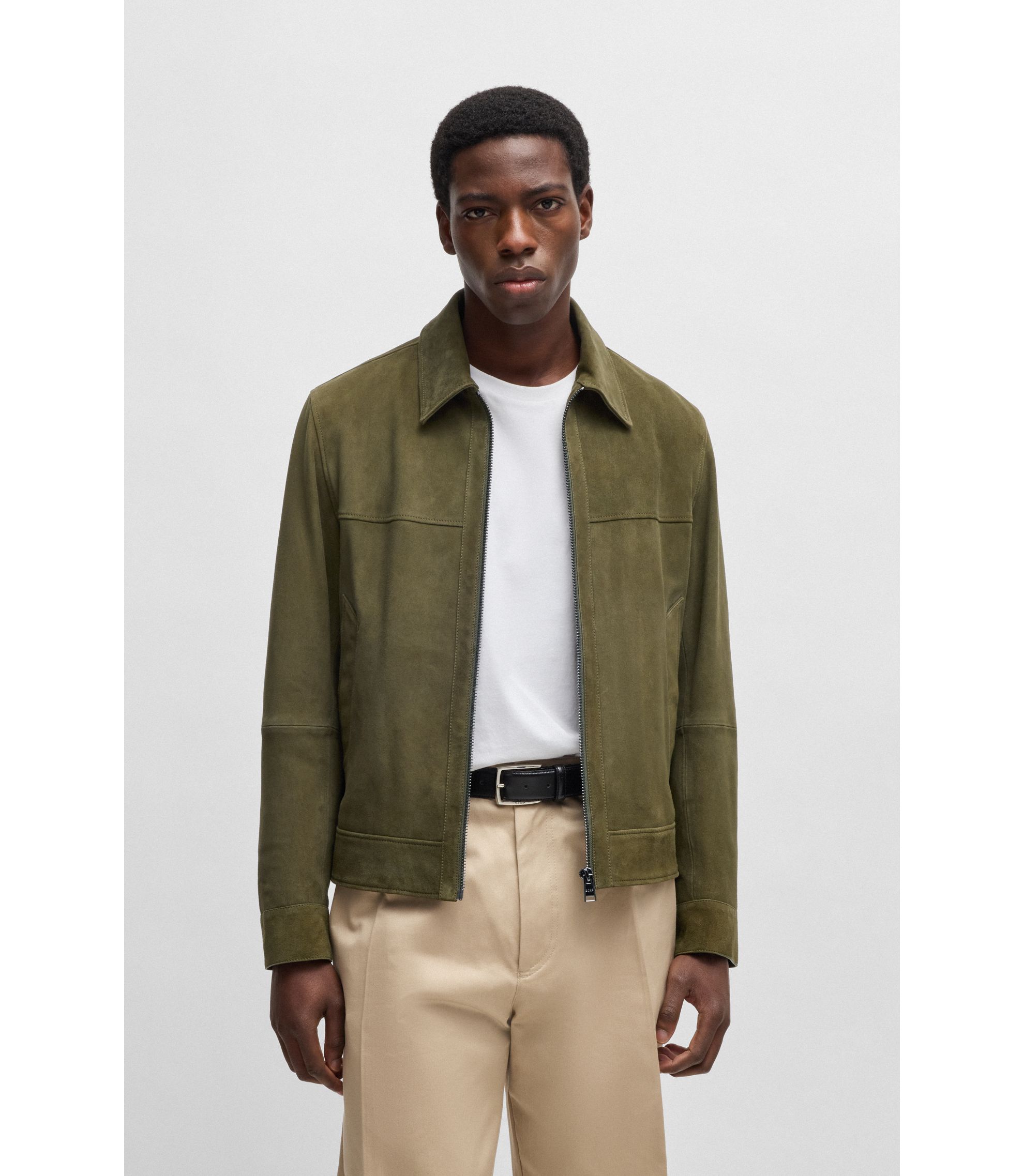 hbna50528014_302_350?wid=1980&