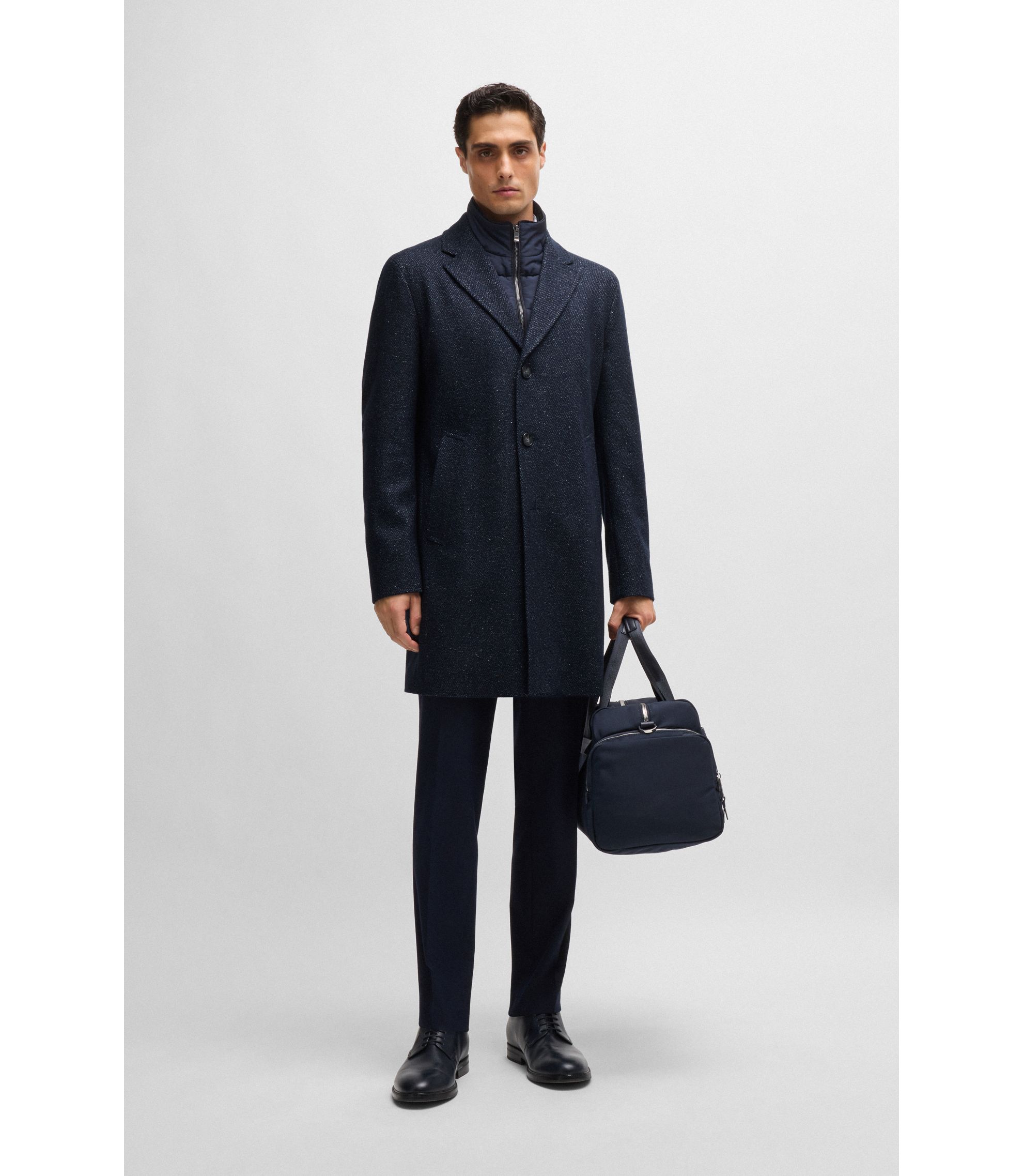 hbna50528177_404_300?wid=1980&