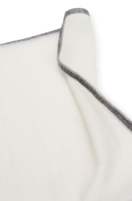 Knitted pocket square in cashmere and silk, Grey