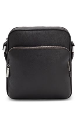 Embossed-logo reporter bag in Italian leather, Dark Brown