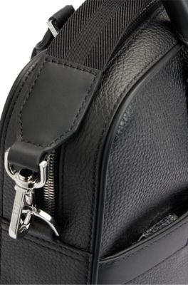 Porte-documents en cuir grain&eacute; avec logo en relief, Noir