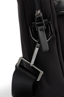 Reporter bag with adjustable and detachable strap, Black