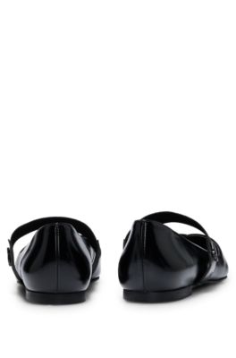 Ballerina pumps in polished faux leather, Black