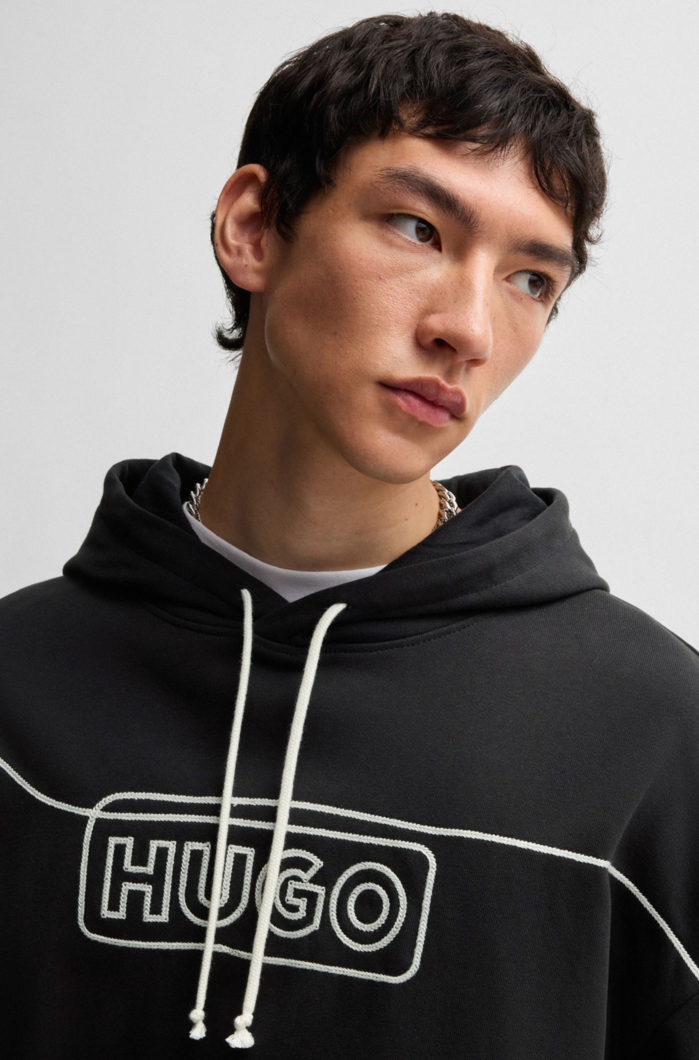 HUGO - Cotton-terry hoodie with chain-stitch logo - Black