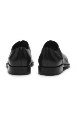 Captoe Oxford shoes in smooth leather, Black