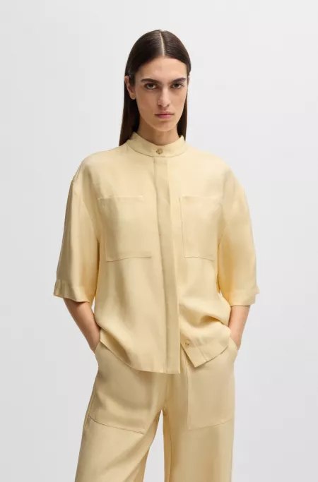 Relaxed-fit blouse in soft twill with stand collar