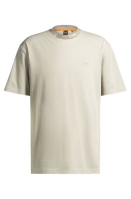 Tシャツ・カットソー BOSS Men T-shirt Sand 50530747 271 BOSS - Cotton-jersey T-shirt with jungle-artwork collar