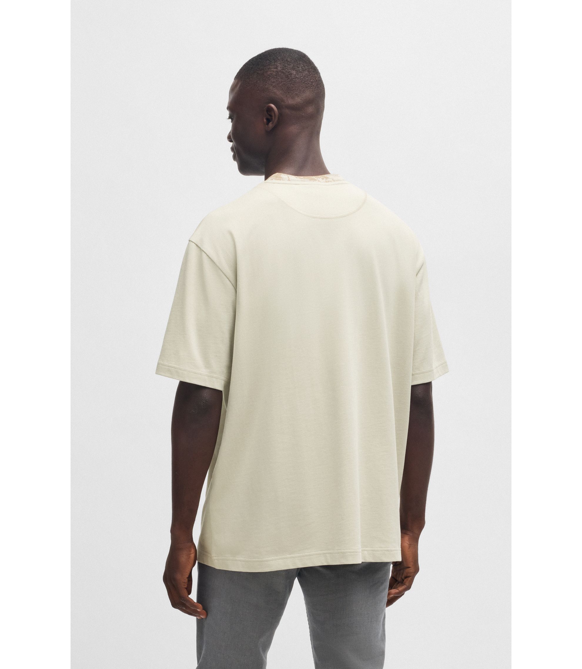 BOSS - Cotton-jersey T-shirt with jungle-artwork collar