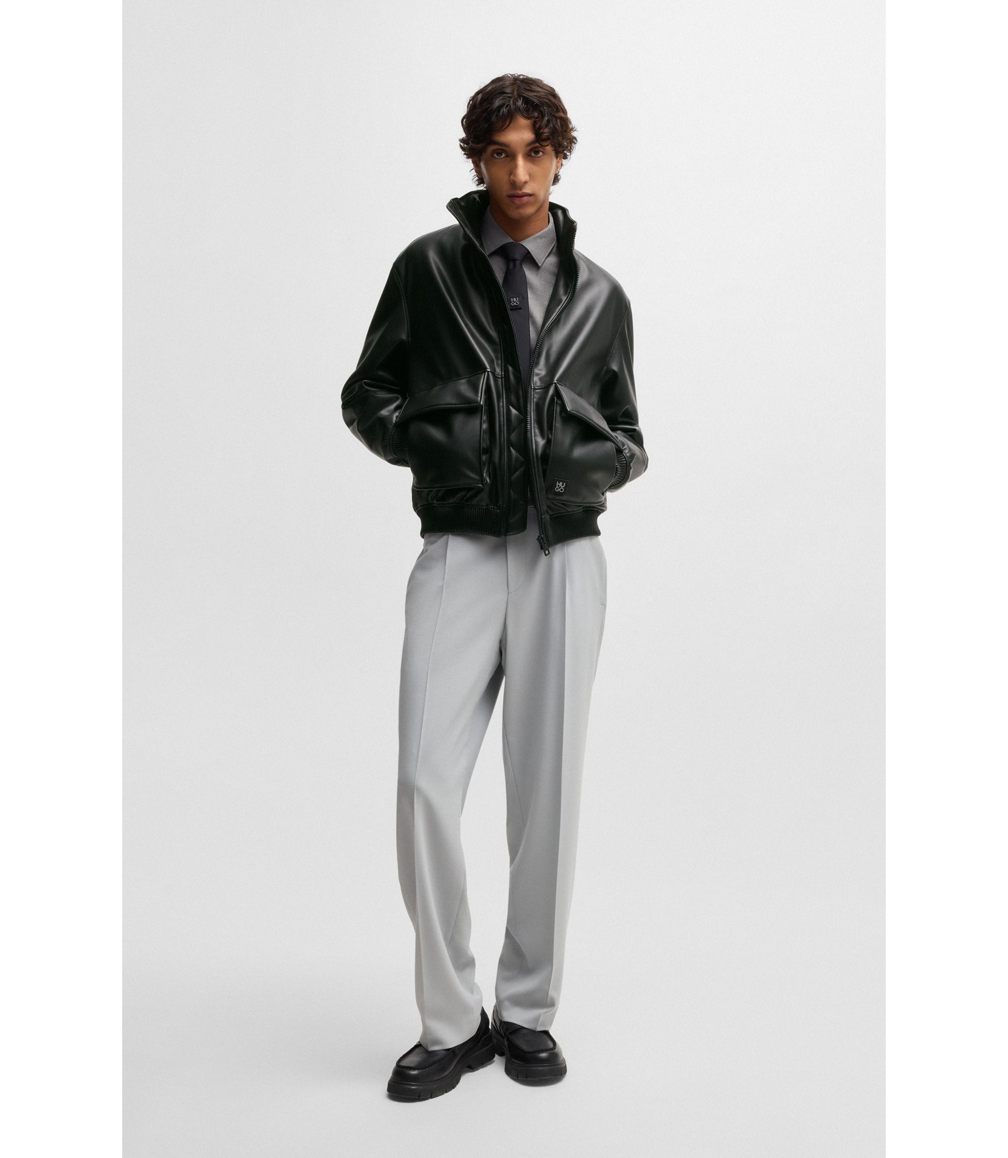 hbna50530772_001_300?wid=1980&