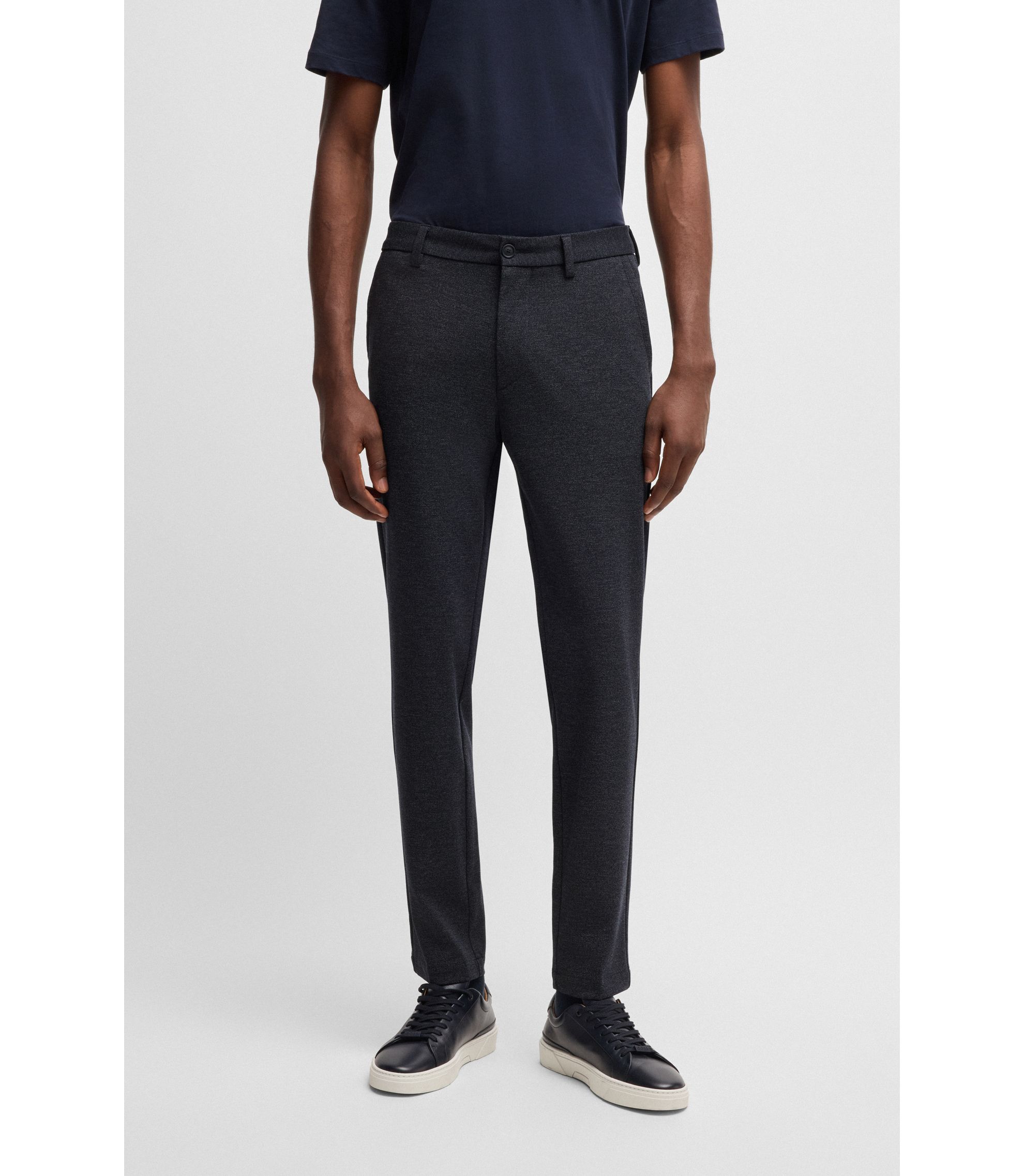 hbna50530871_404_350?wid=1980&