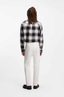 Pantalones slim fit en tejido de gabardina de algod&oacute;n el&aacute;stico, Blanco