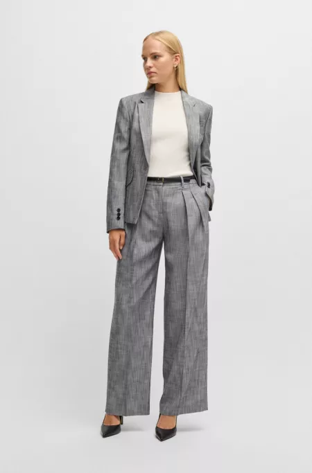Regular-fit trousers with pleated front