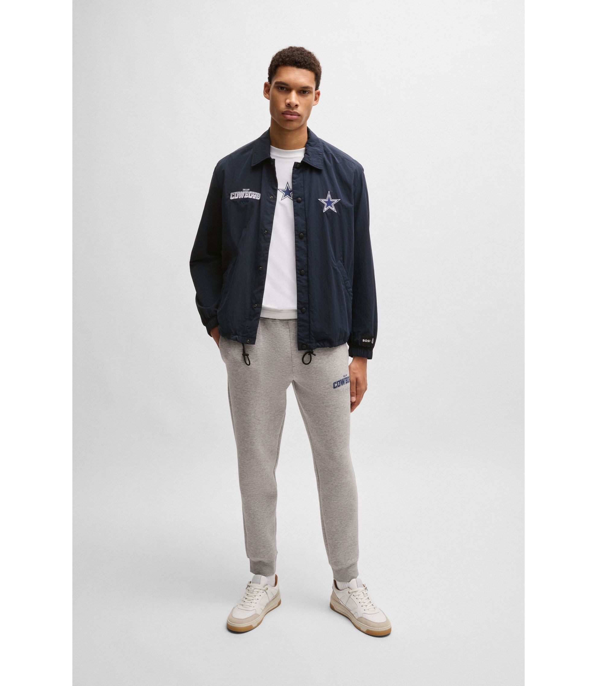 hbna50531016_404_300?wid=1980&