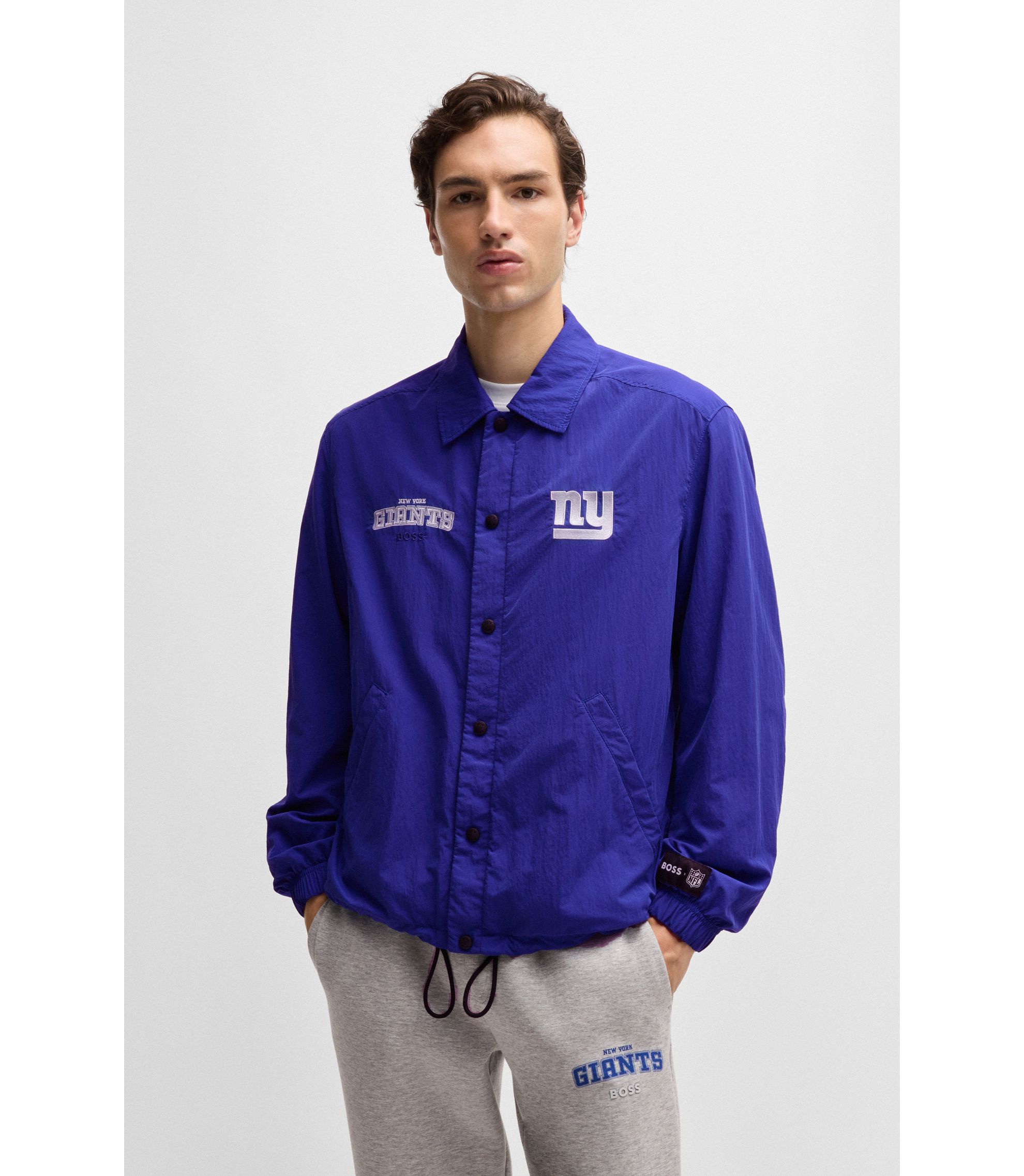 hbna50531016_428_350?wid=1980&