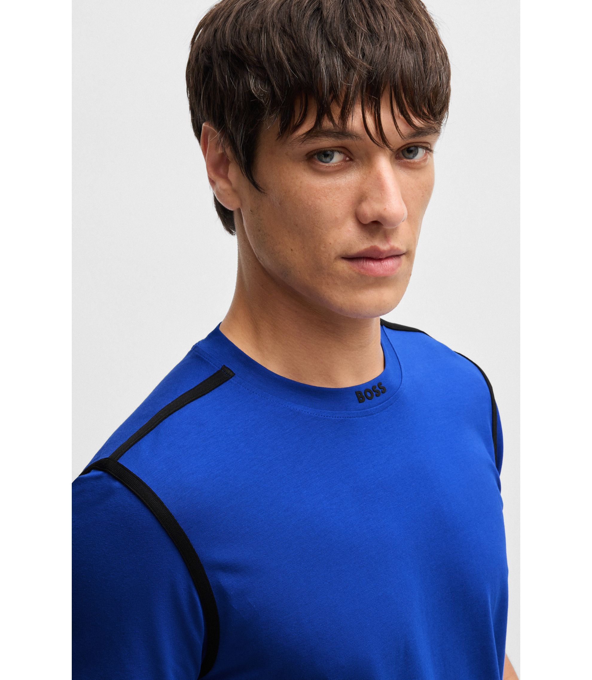 hbna50531230_424_340?wid=1980&