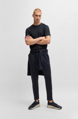 T-shirt Slim au design dynamique avec d&eacute;tails r&eacute;fl&eacute;chissants, Bleu fonc&eacute;