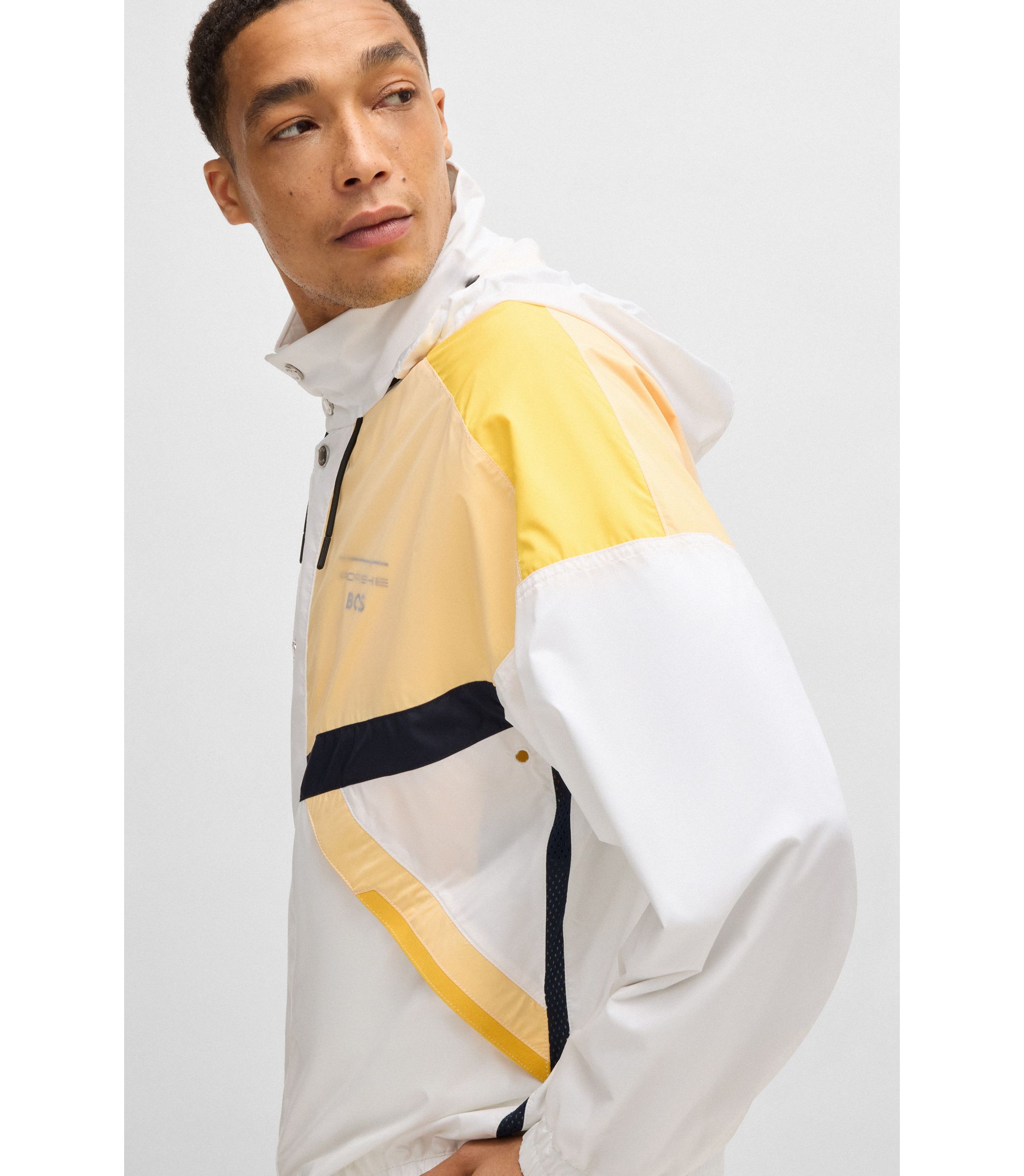 hbna50531386_725_341?wid=1980&