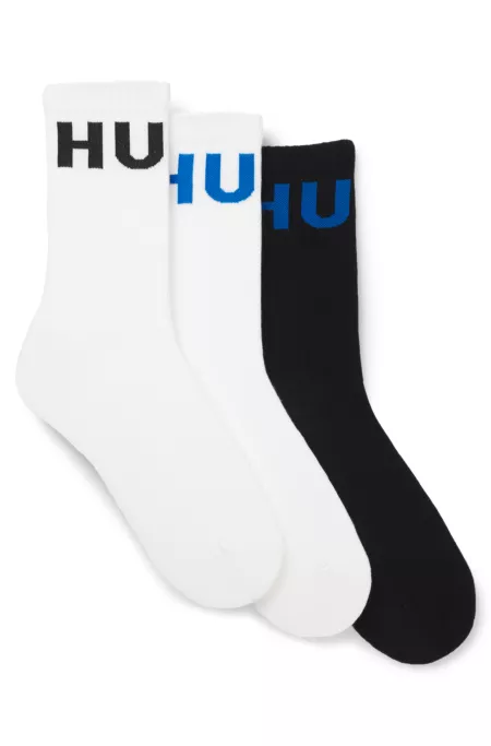 Three-pack of logo socks in a short length