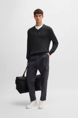 Jersey de lana virgen con mezcla de texturas y cuello en pico, Gris