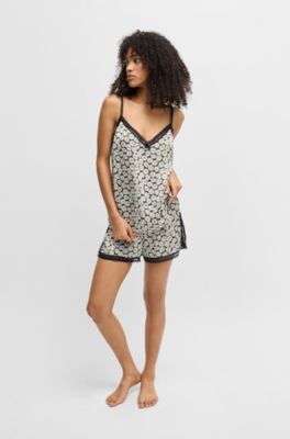 Short de pyjama en satin avec finitions en dentelle, Fantaisie