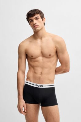 Paquete de tres calzoncillos de algod&oacute;n el&aacute;stico en dise&ntilde;os lisos y con monogramas , Fantas&iacute;a