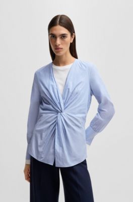 Chemisier Slim en coton avec rayures et devant torsad&eacute;, Bleu