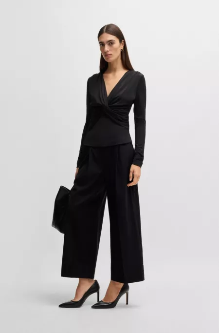 Regular-fit high-waisted trousers in wool