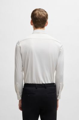 Camisa slim fit en punto t&eacute;cnico el&aacute;stico con microestructura, Beige claro