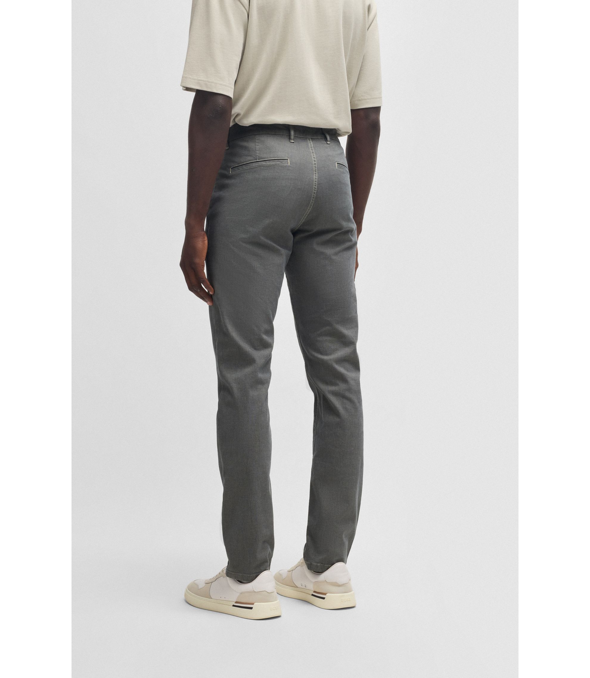 hbna50533903_271_360?wid=1980&