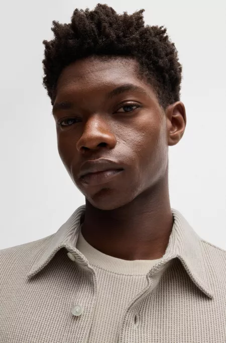 Oversized-fit shirt in a structured cotton blend