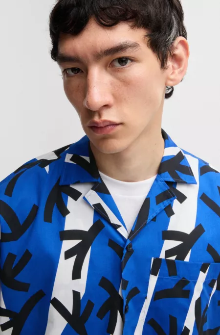 Relaxed-fit shirt in printed cotton poplin