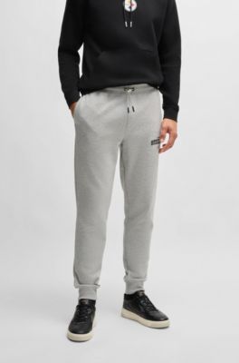 Pantalones de ch&aacute;ndal BOSS x NFL con cinta y detalles especiales de la marca, Steelers