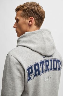 Sudadera BOSS x NFL en interlock con capucha y detalle especial de la marca, Patriots