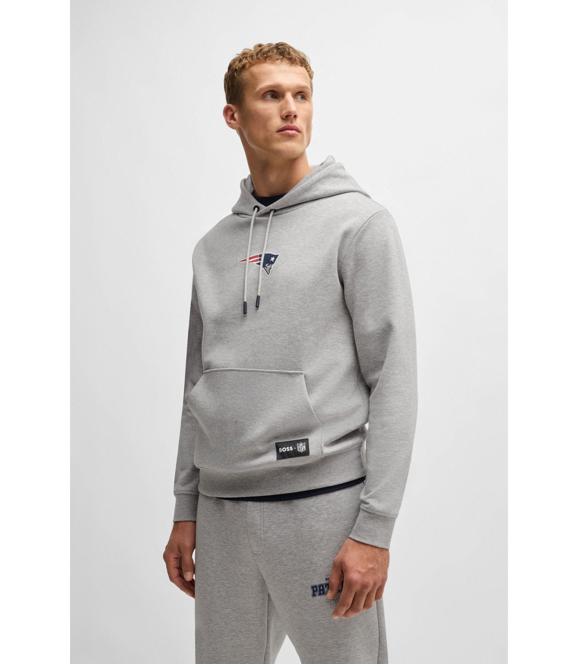 hbna50534560_049_350?wid=1980&