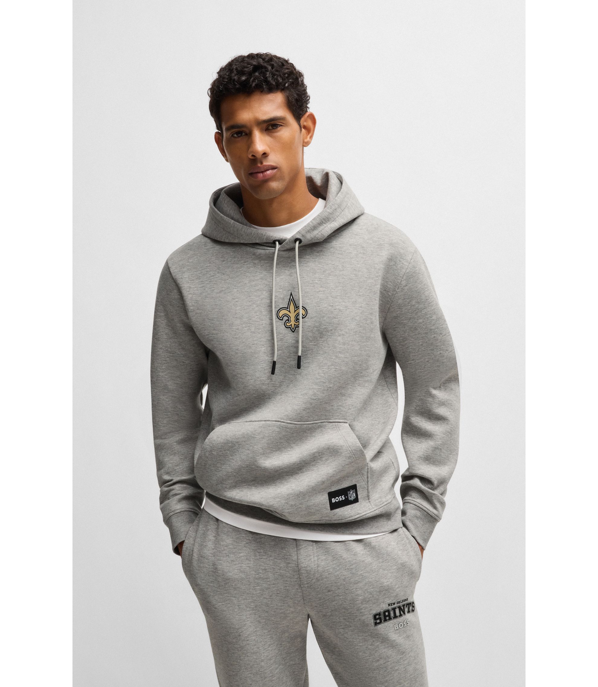 hbna50534560_058_350?wid=1980&