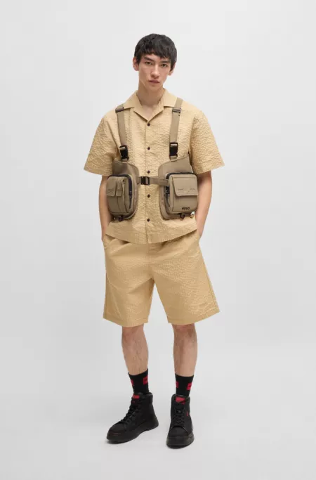 Relaxed-fit shorts in cotton seersucker