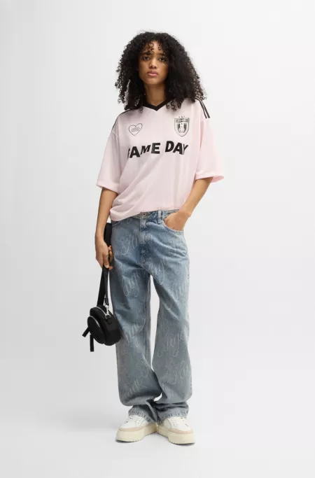 Straight-fit jeans in blue denim with printed logos