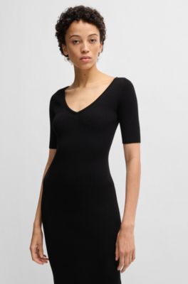Vestido de punto de hilos el&aacute;sticos con cuello en pico, Negro