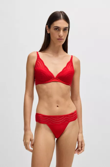 Underwired bra with padded cups and lace detailing