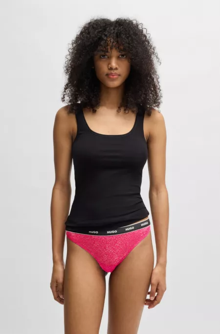 Three-pack of thongs in stretch lace