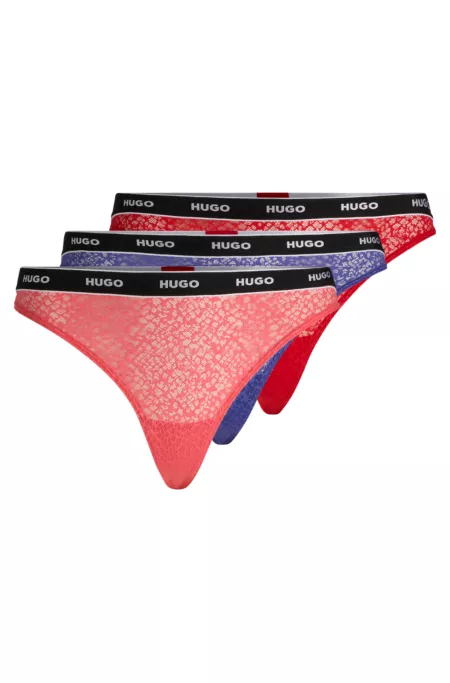 Three-pack of thongs in stretch lace