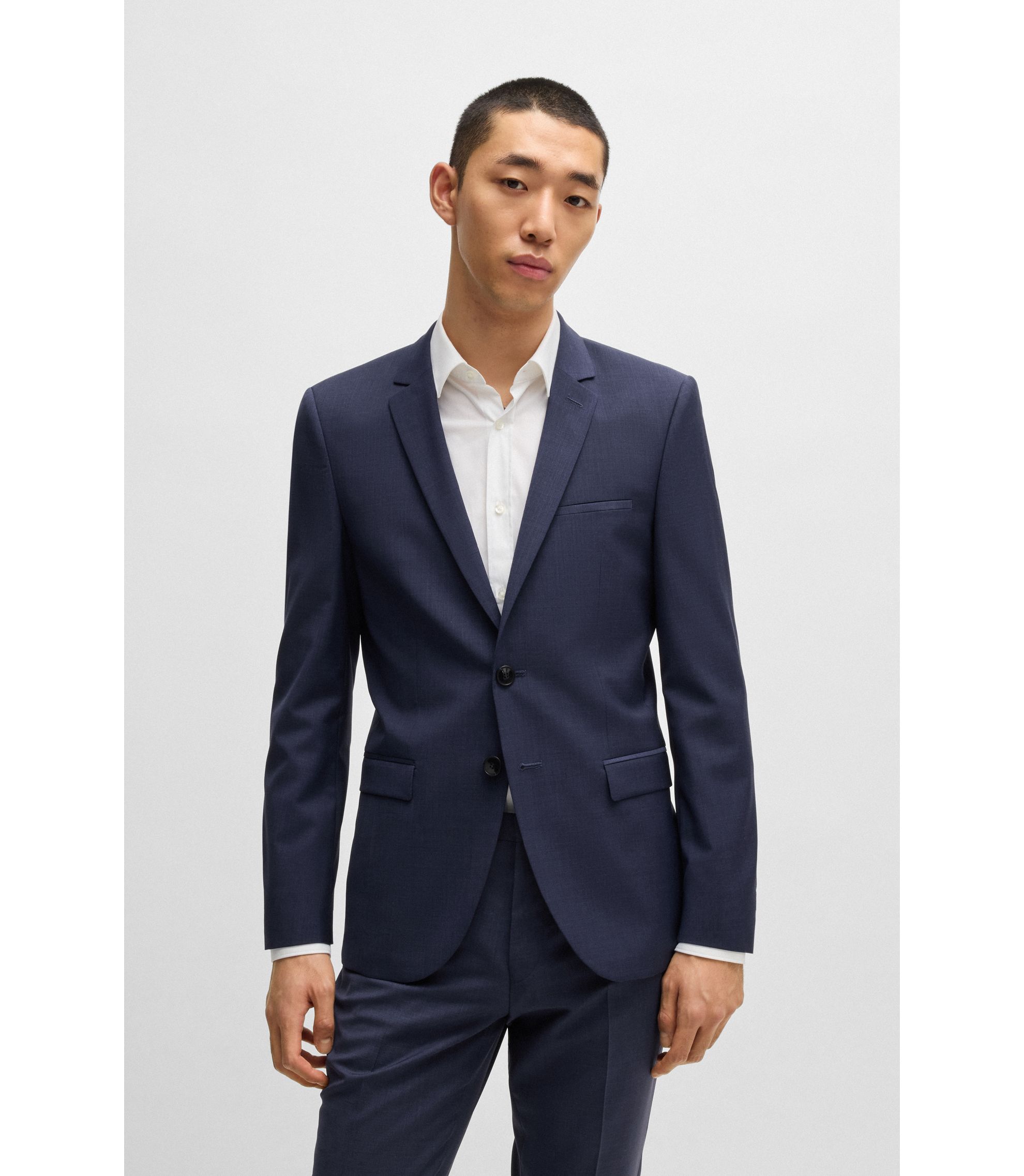 hbna50535448_405_350?wid=1980&