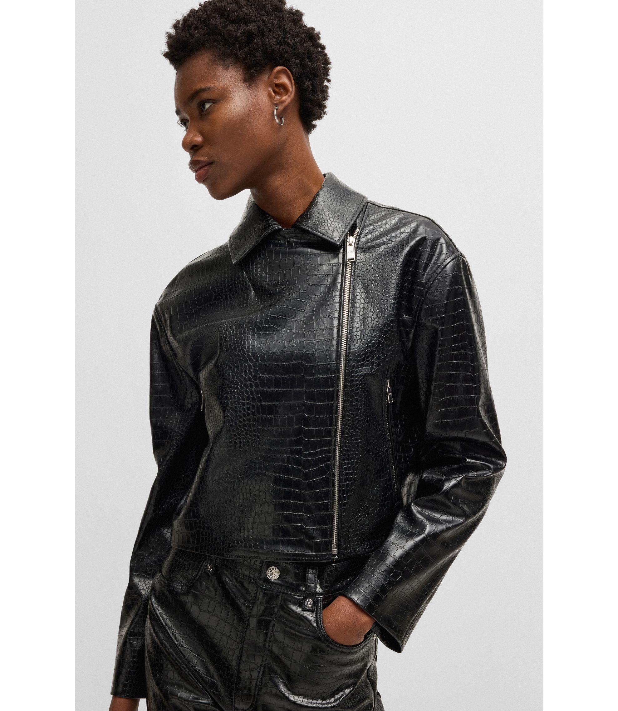 hbna50535609_001_340?wid=1980&