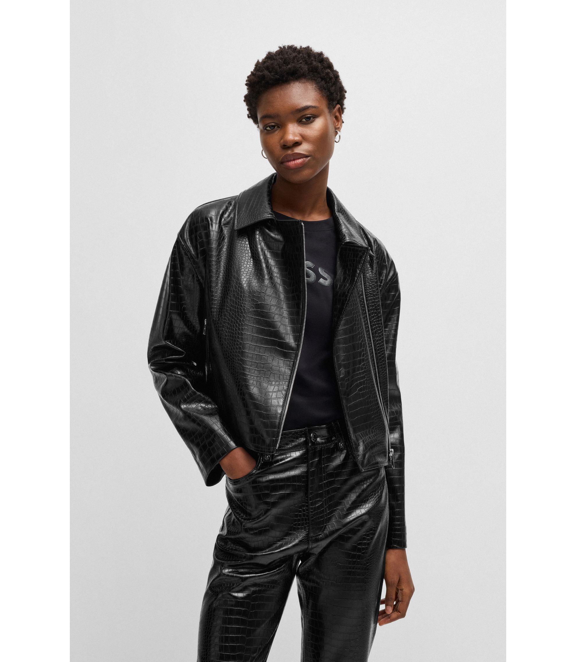 BOSS ブラックレザージャケット クロコダイルパターン hbna50535609_001_350?wid=1980&