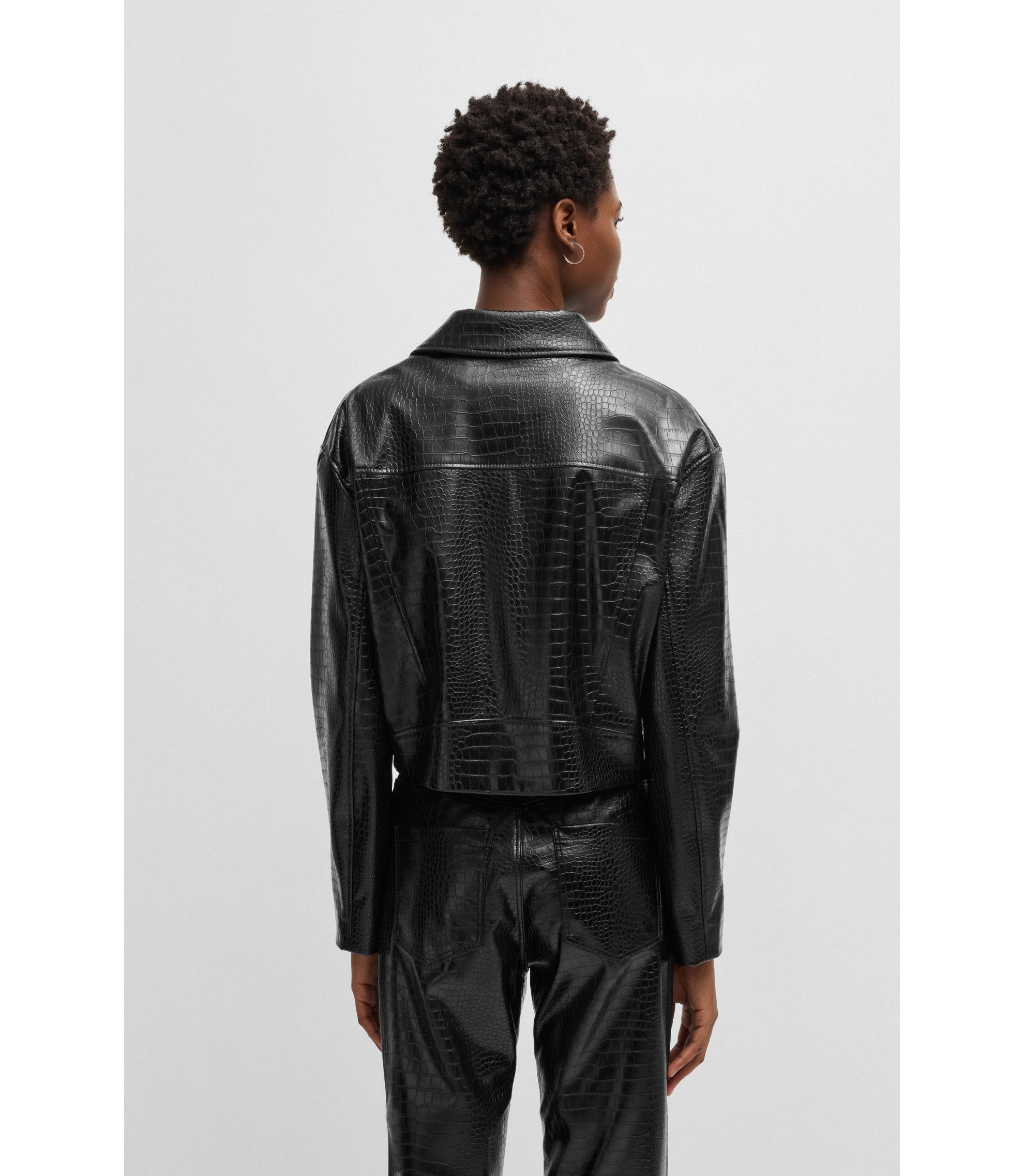 BOSS ブラックレザージャケット クロコダイルパターン hbna50535609_001_360?wid=1980&