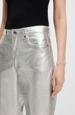 Pantalones de pernera recta en piel sint&eacute;tica con grabado de cocodrilo, Plata