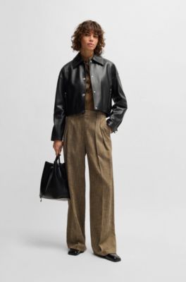 Chaqueta de piel con botones autom&aacute;ticos cubiertos, Negro