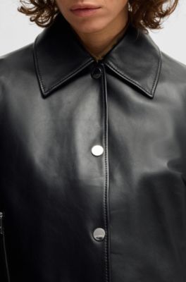 Chaqueta de piel con botones autom&aacute;ticos cubiertos, Negro