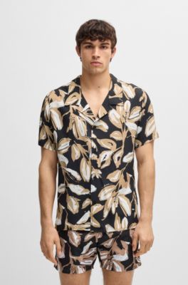Camisa regular fit con estampado integral, Negro