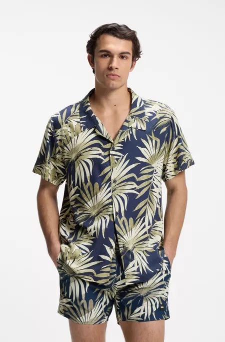 Regular-fit shirt with all-over print